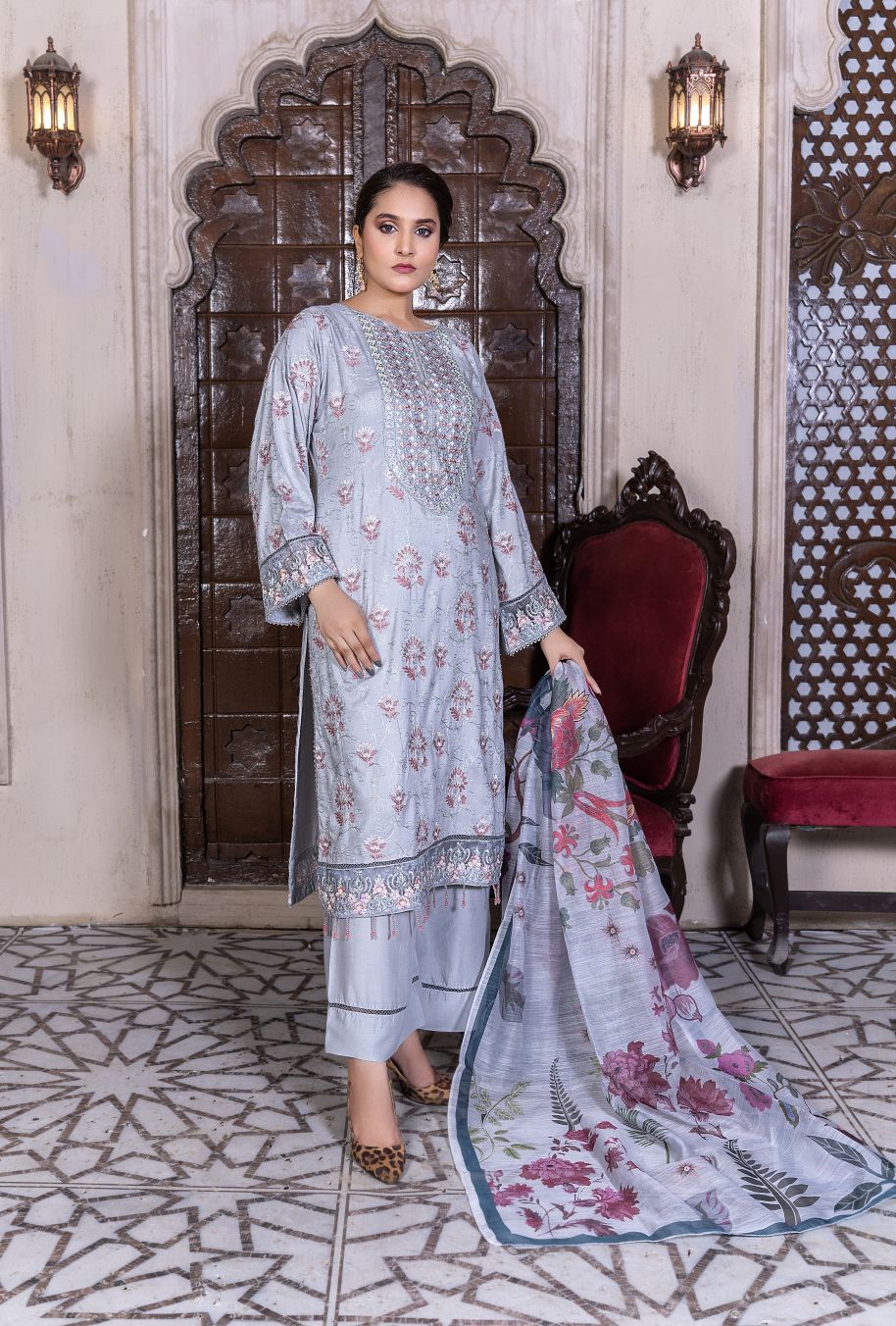 L-17 Women Linen