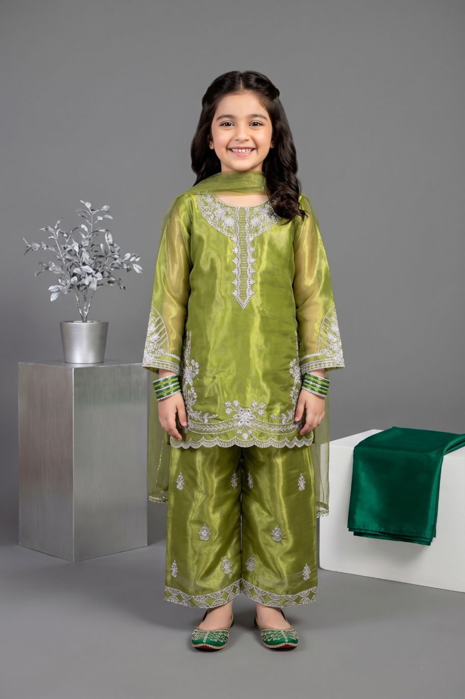 k427 Kids Shesha Slik