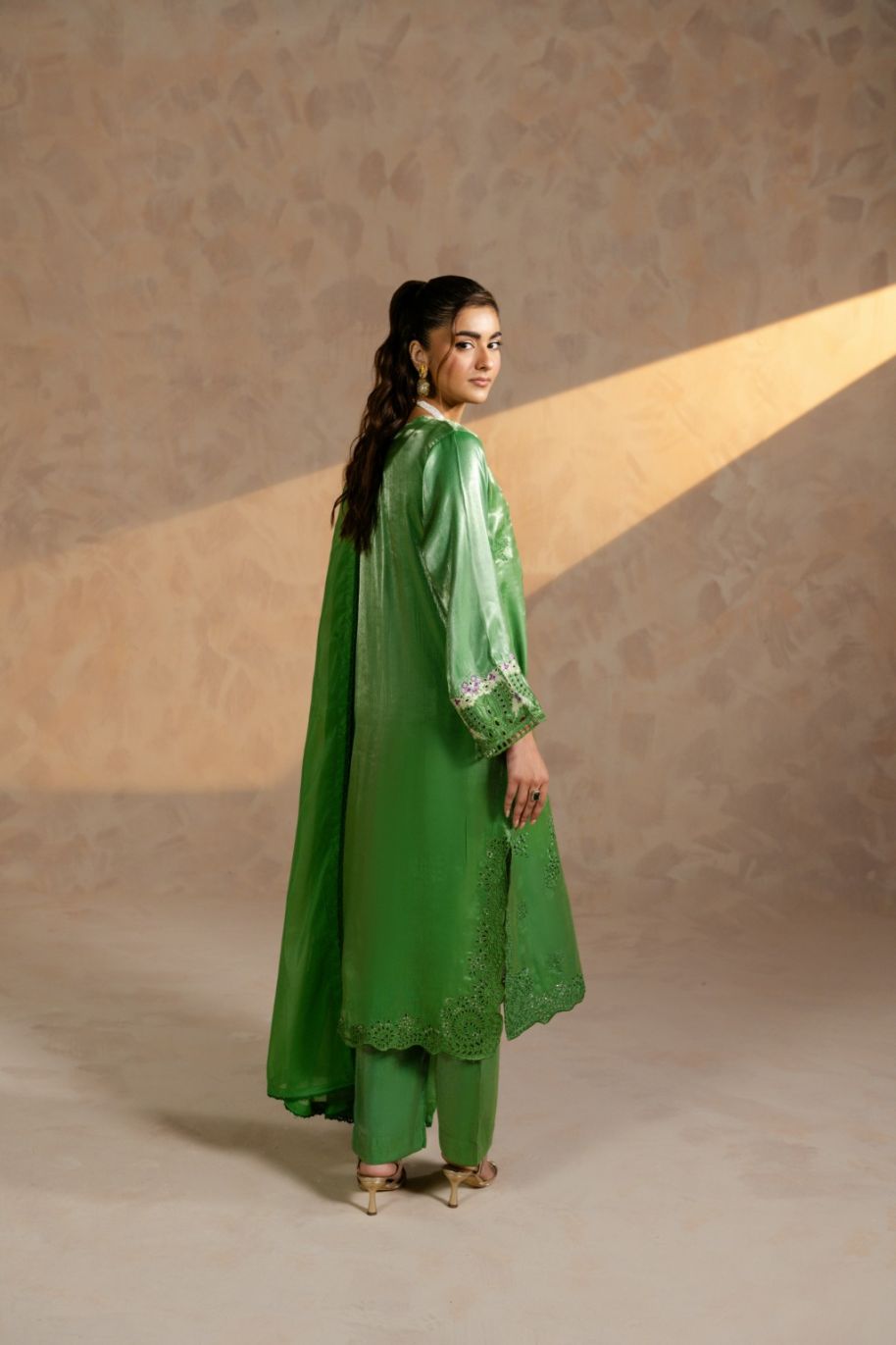 Zarlish Women Shesha Slik