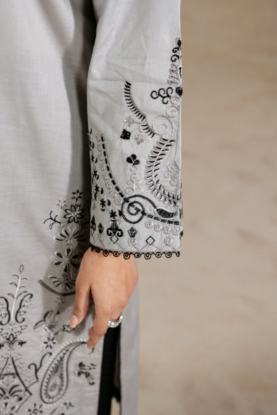 NOREEZA Women Cambric