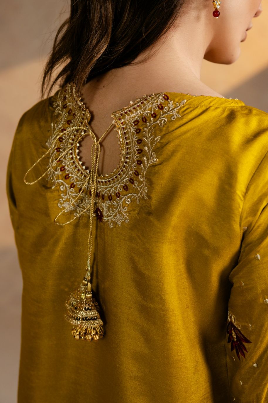 Divine Women Raw Silk