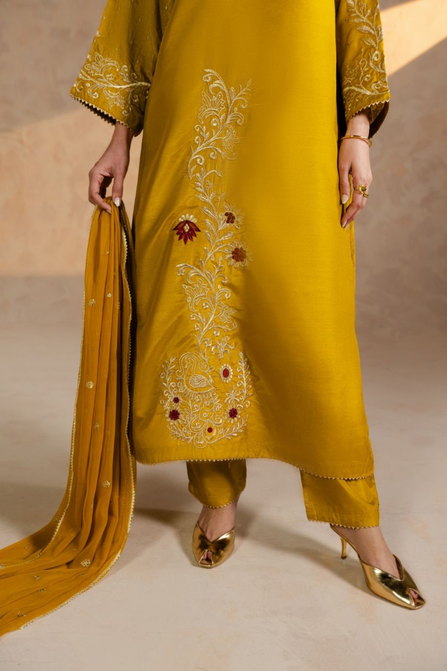 Divine Women Raw Silk