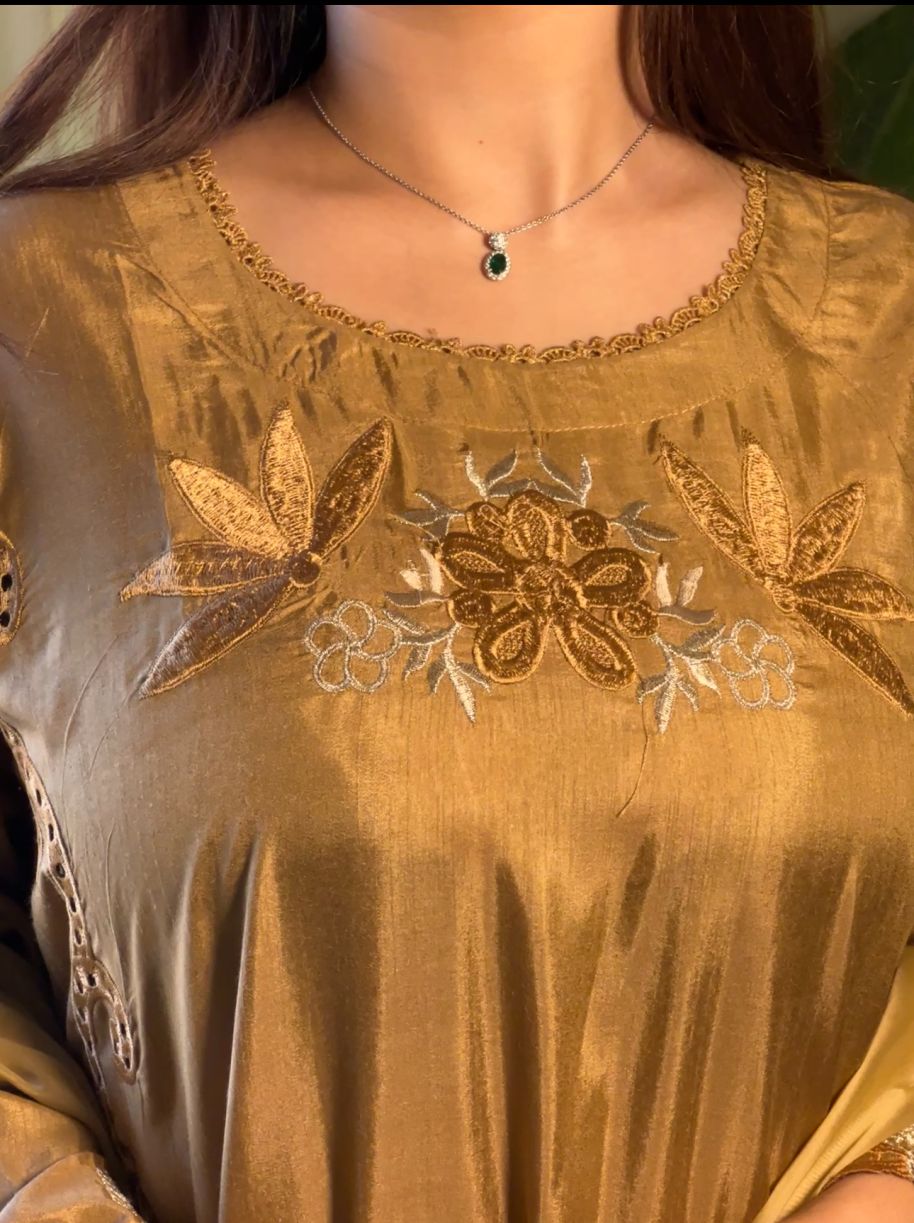 Aurelia Women Raw Silk