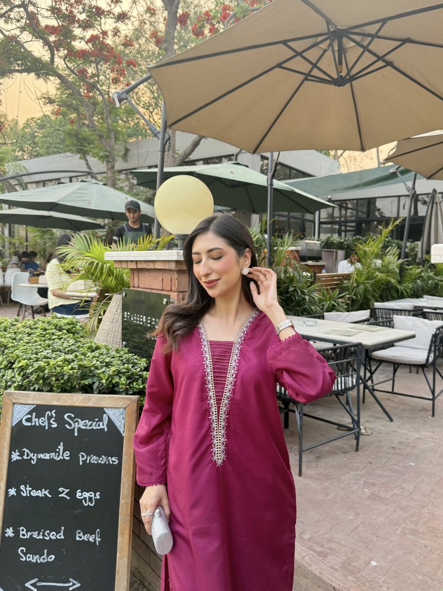 Aira Women Raw Silk