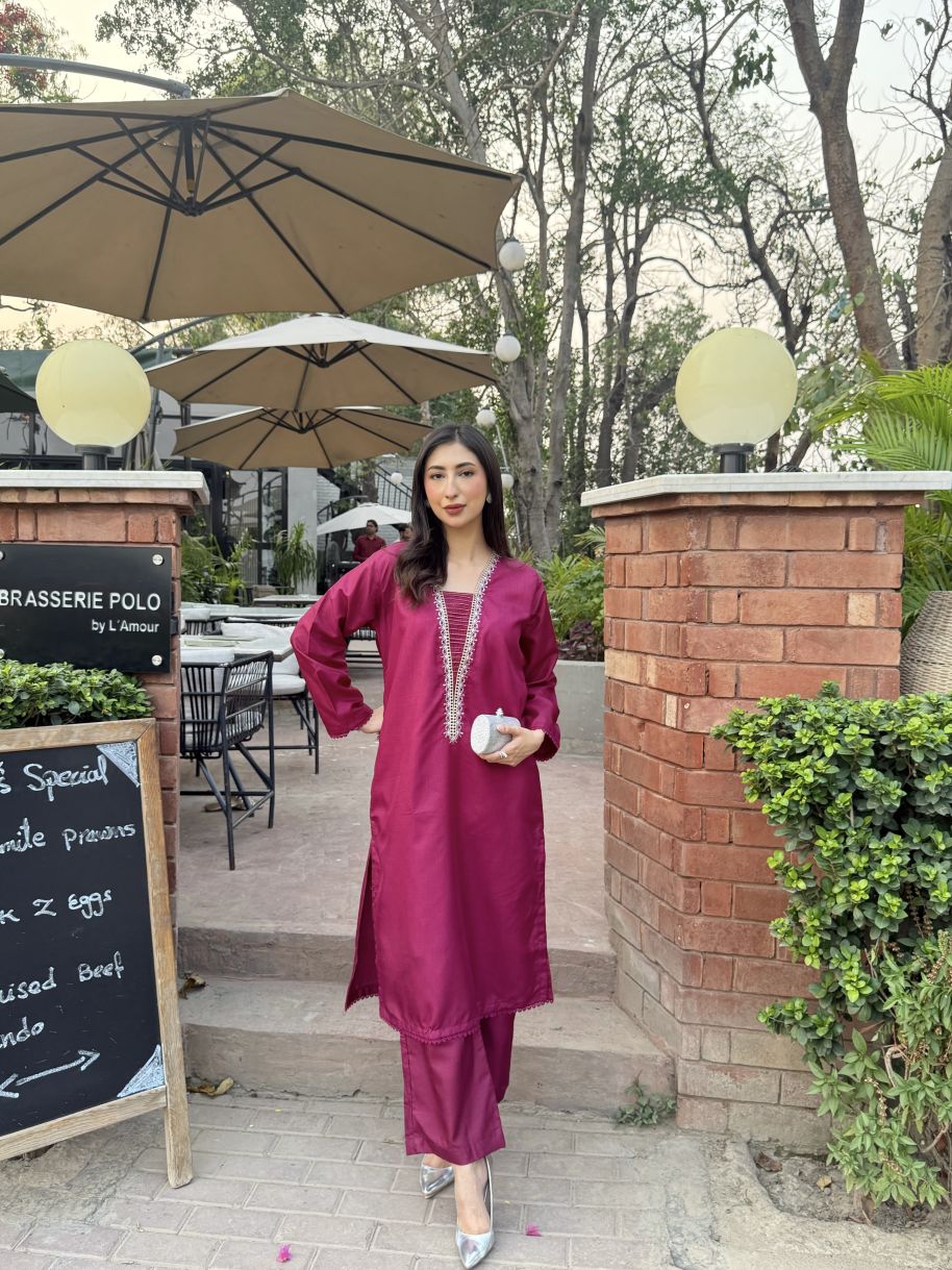 Aira Women Raw Silk