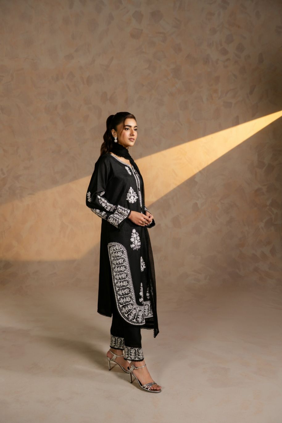 Reya Women Khaddi Net