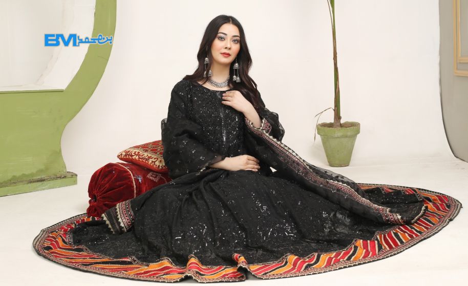 MUQADAS 02 Women Sohni Dharti Chiffon