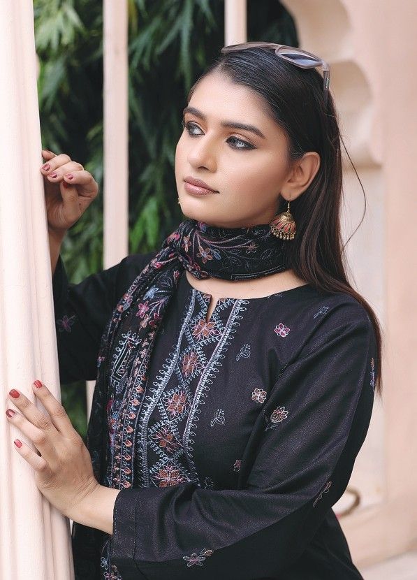Rangoon Exclusive karandi Women Karandi
