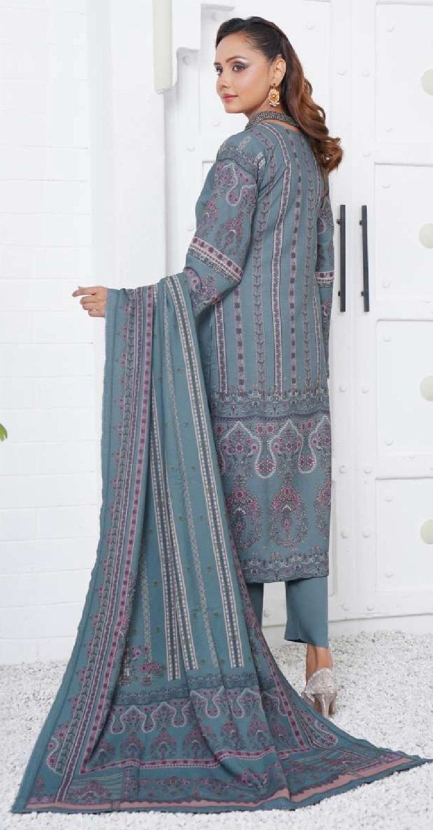 Chandni Gulzar Exlclusive Dhank Women Dhanak
