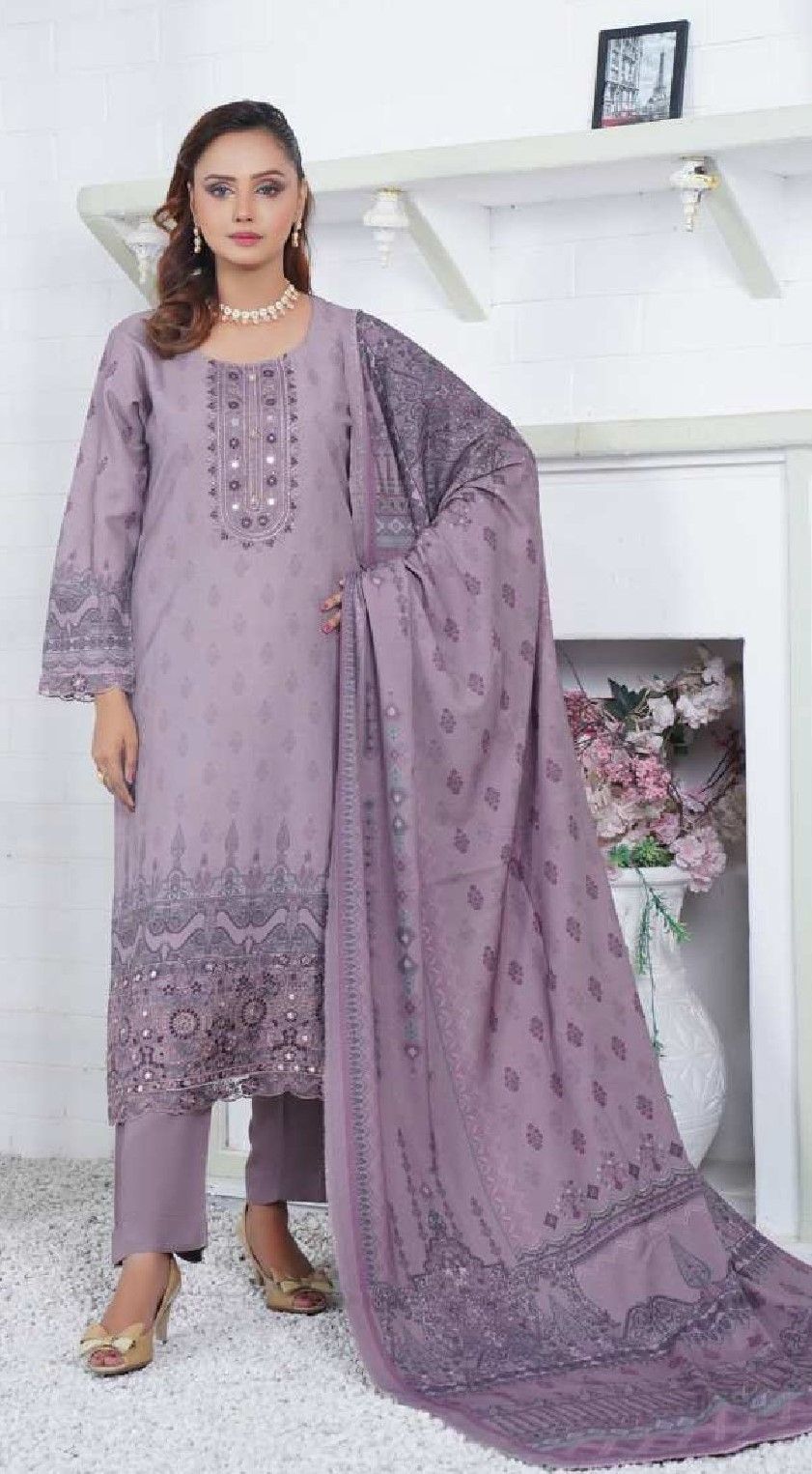 Chandni Gulzar Exlclusive Dhank Women Dhanak