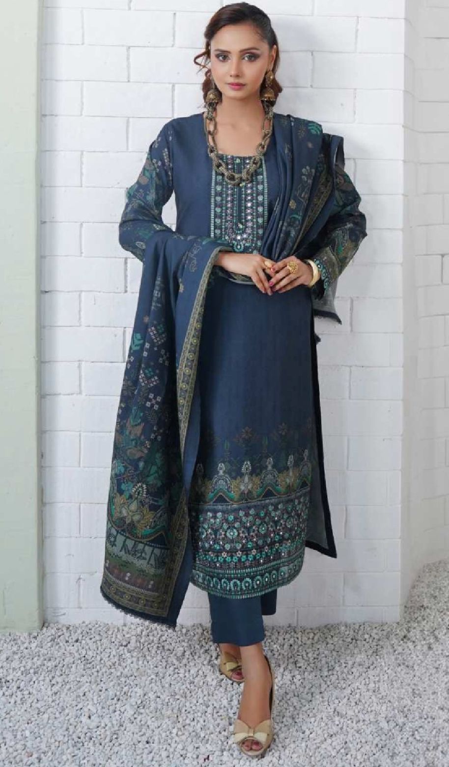 Chandni Gulzar Exlclusive Dhank Women Dhanak