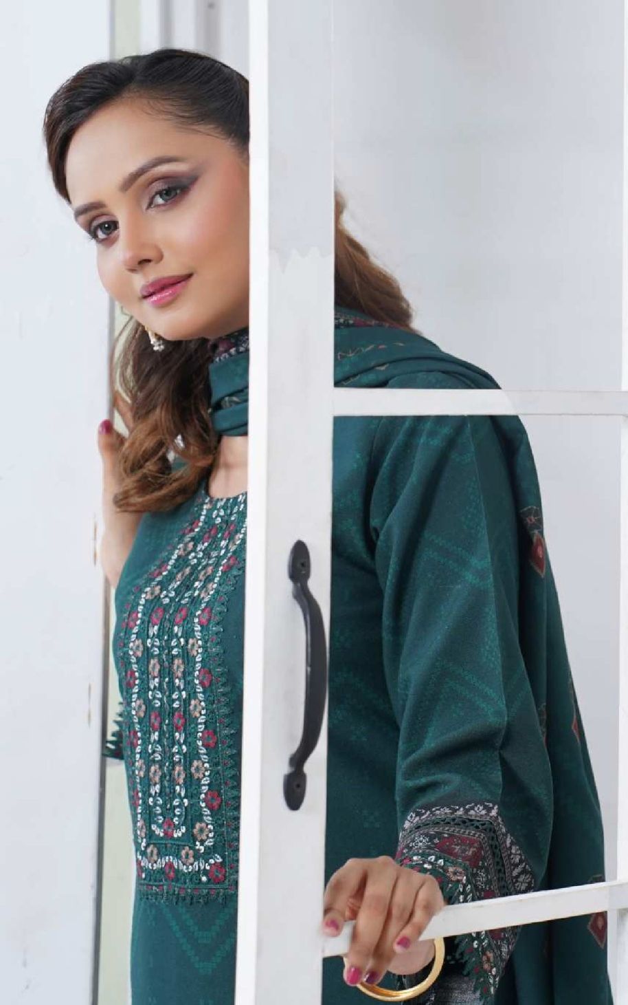 Chandni Gulzar Exlclusive Dhank Women Dhanak