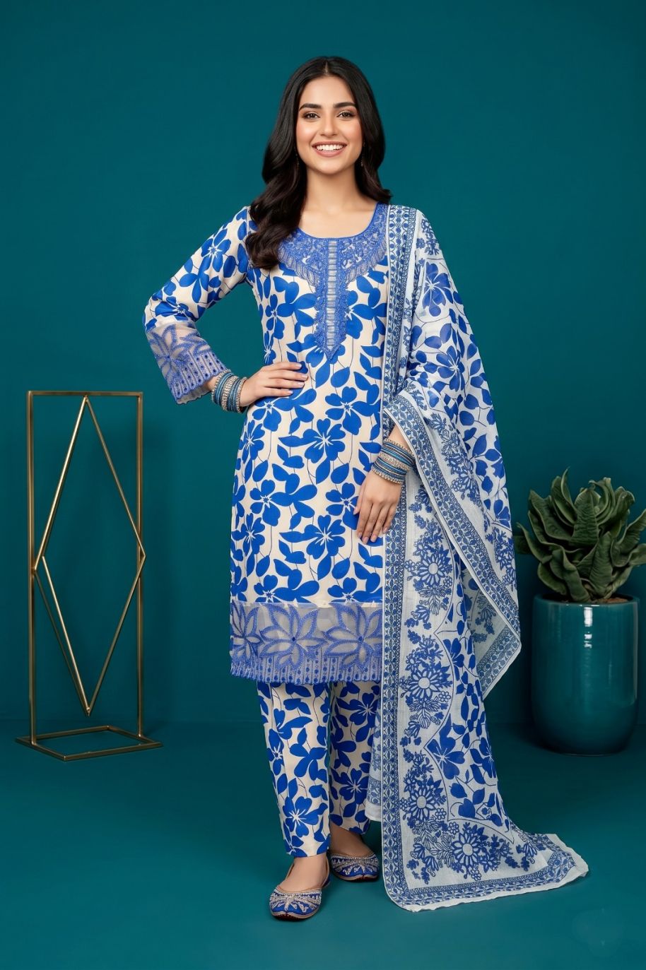W011 Women Lawn