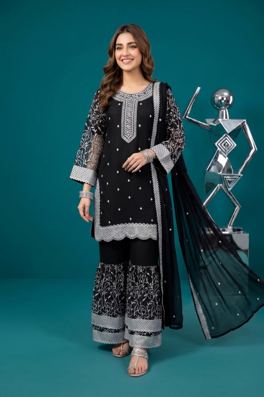 W013 Women Chiffon