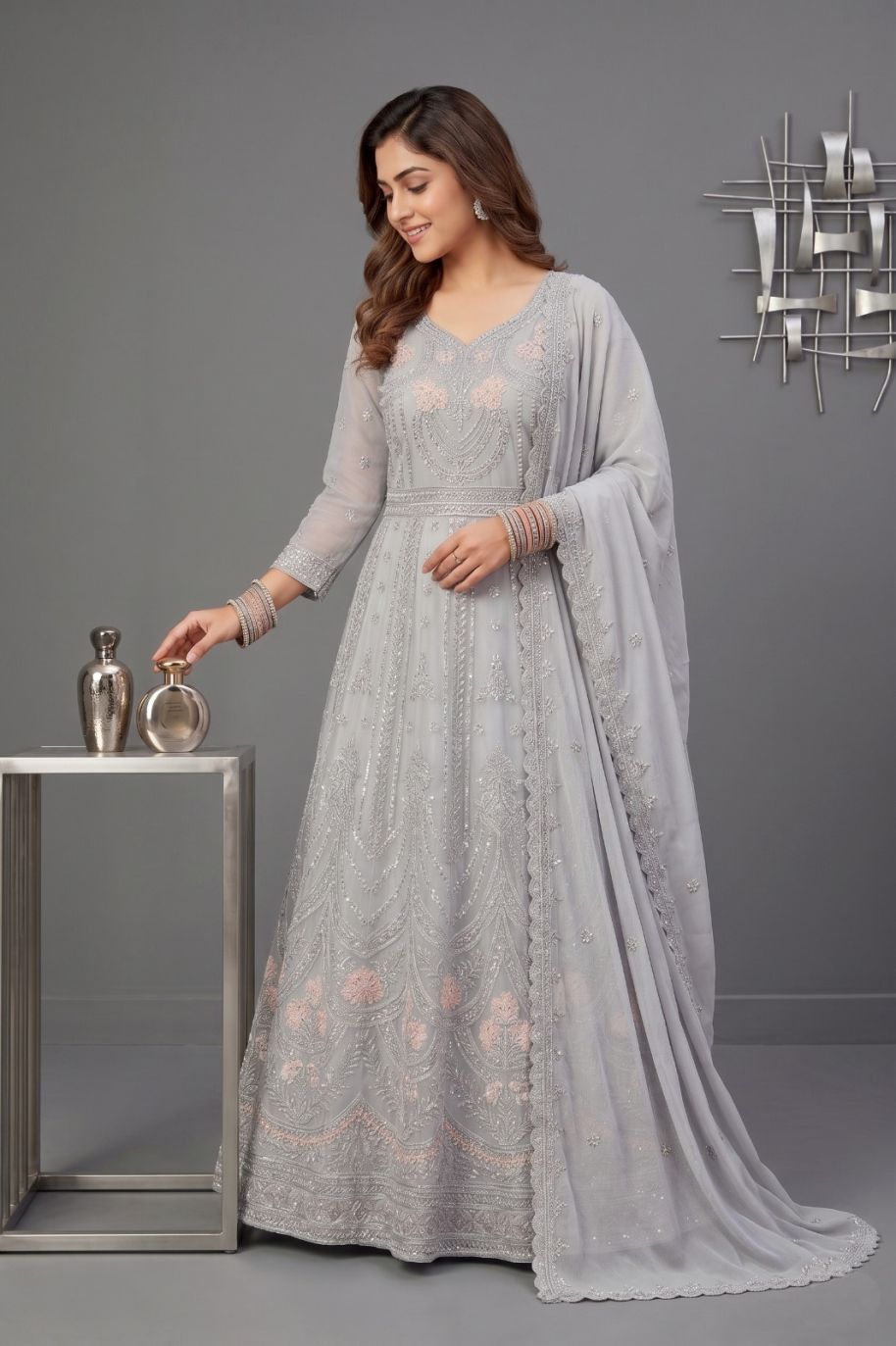 W018 Women Chiffon