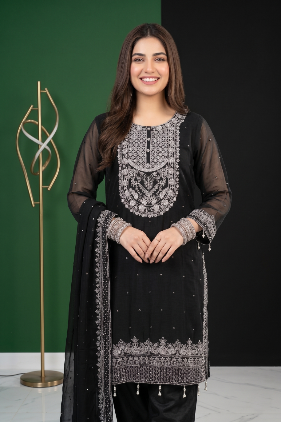 W001 Women Chiffon
