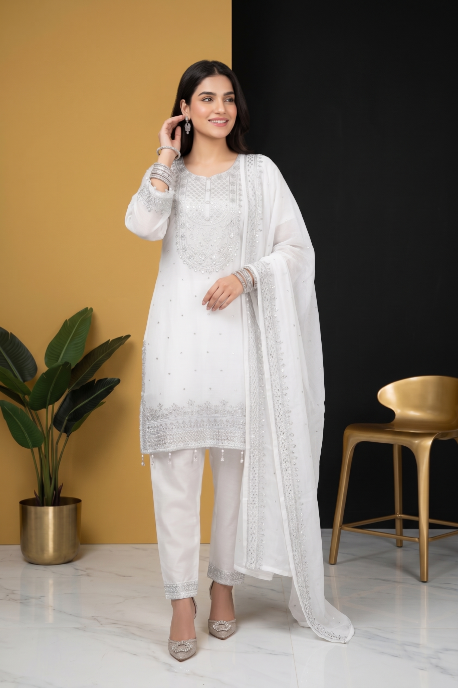 W001 Women Chiffon