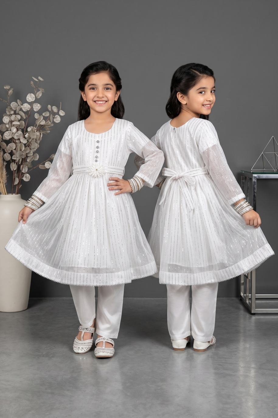 k012 Kids China Crinkle