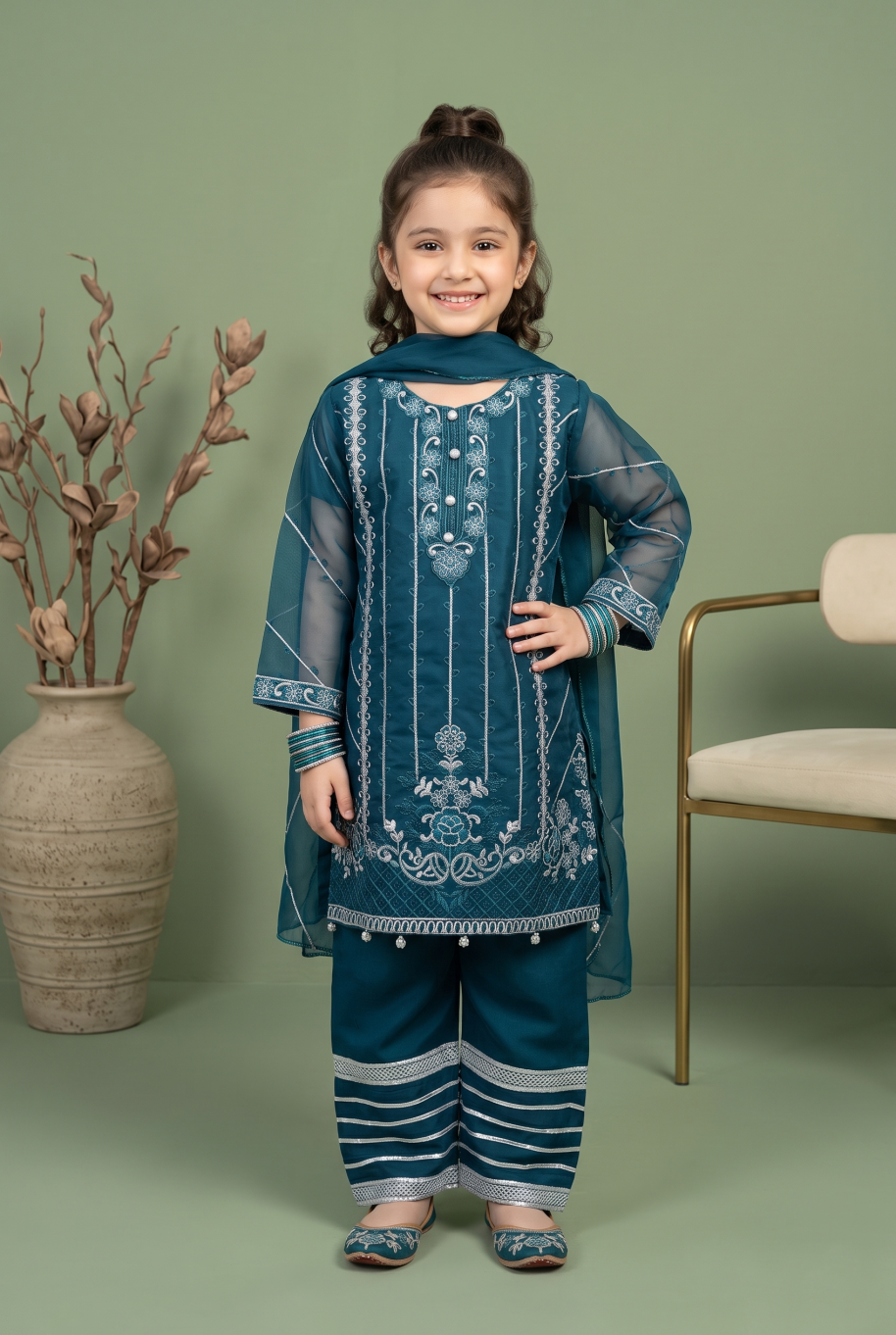 1022 Kids Organza