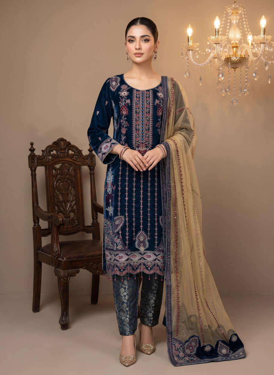 W62 Women Velvet 