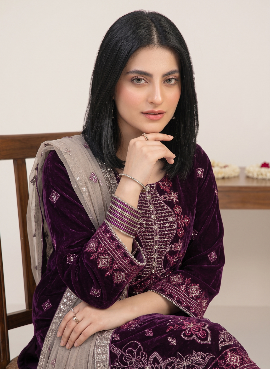 W64 Women Velvet  (S,M,M,L,L,XL)